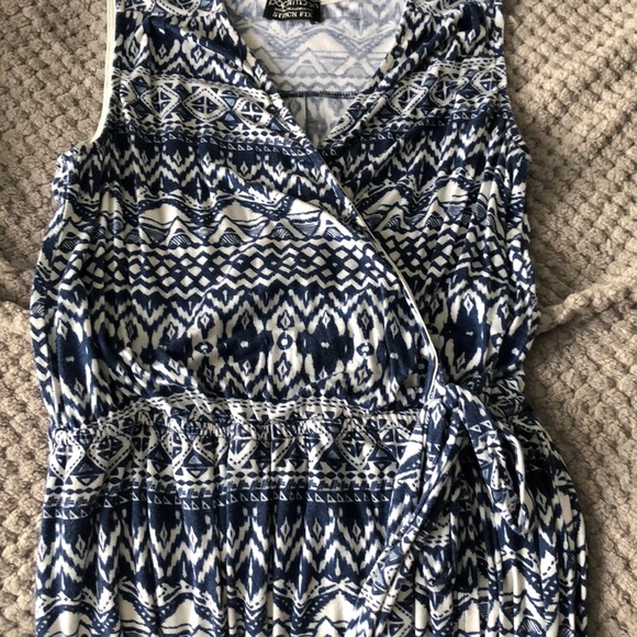 Papermoon - Picture 2 of 2